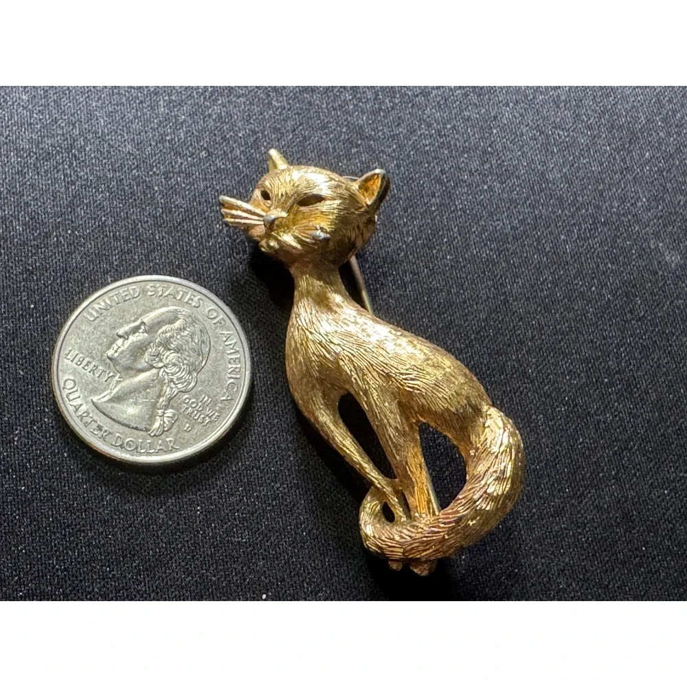 Monet Vintage Gold Tone Textured Cat Brooch Feline Pin Jewelry